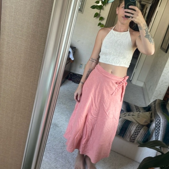 Carve Designs True Wrap Coral Linen Women's Skirt - Picture 3 of 16